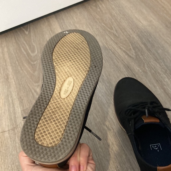 Dress shoes for boys - Picture 4 of 5